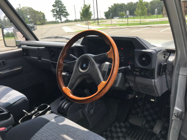 1992 Silver/Grey Toyota Land Cruiser SUV