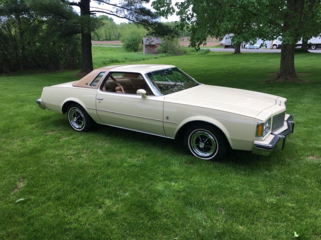 1976 CREAM Buick Regal Coupe