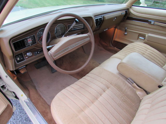 1976 CREAM Buick Regal Coupe