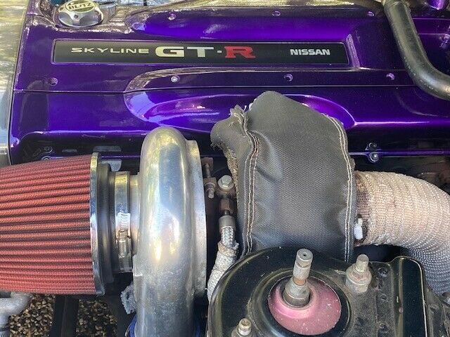 1992 Gray Nissan GT-R Coupe