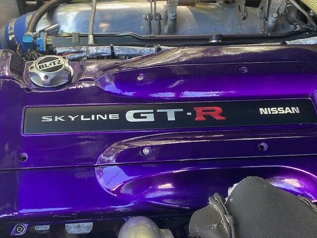 1992 Gray Nissan GT-R Coupe