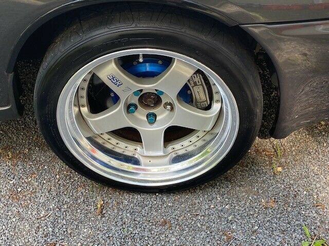 1992 Gray Nissan GT-R Coupe