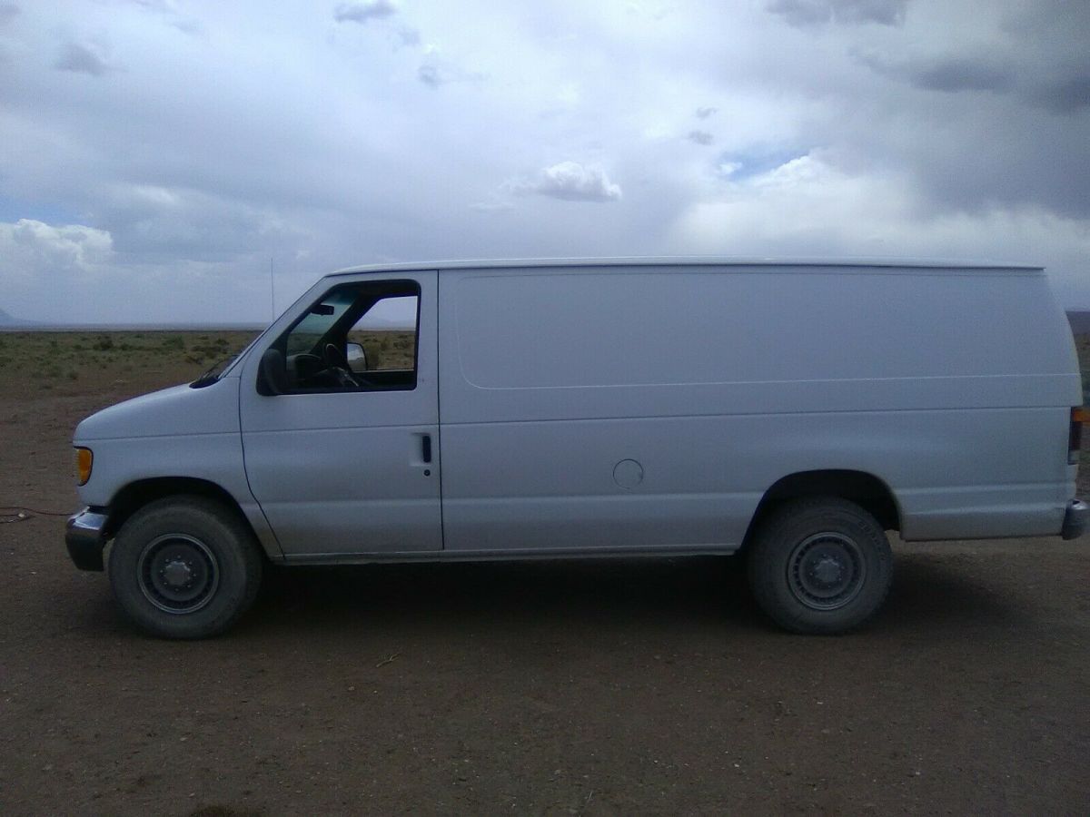 1994 Ford E-350 Super Duty Cutaway Van