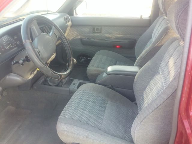 1992 Cinnamon Red Toyota Tacoma SR5