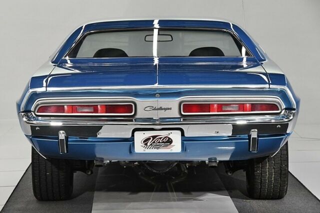 1971 Blue Dodge Challenger Coupe