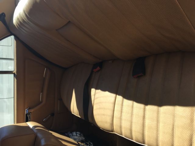 1980 Beige Mercedes-Benz 200-Series Sedan