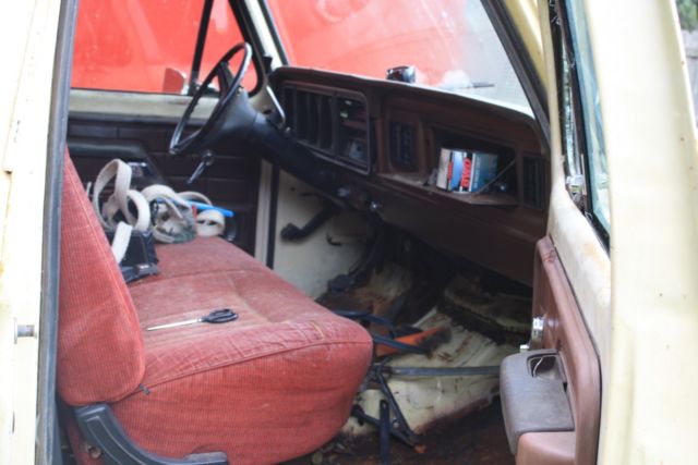 1978 White Ford F-100 Short Bed