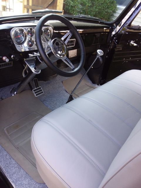 1954 Black Ford F-100 Cab & Chassis