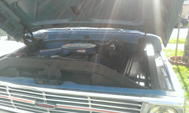 1969 Blue/white Ford F-100 Standard Cab Pickup