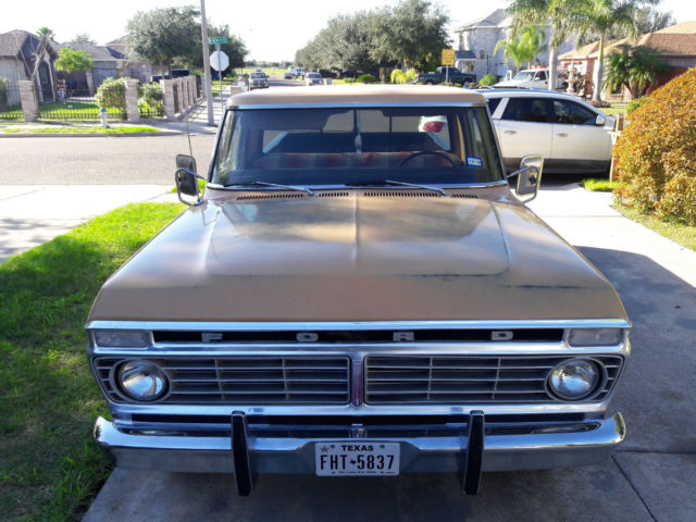 1974 Ford F-100 Standard Cab Pickup