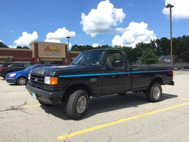 1991 Black Ford F-150 Crew Cab Pickup