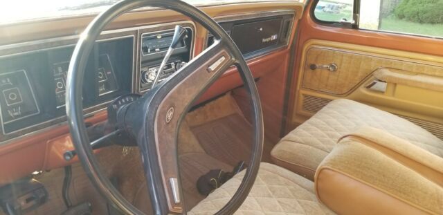 1976 Ford F-150 Extended Cab Pickup