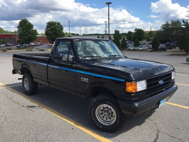 1991 Black Ford F-150 Crew Cab Pickup
