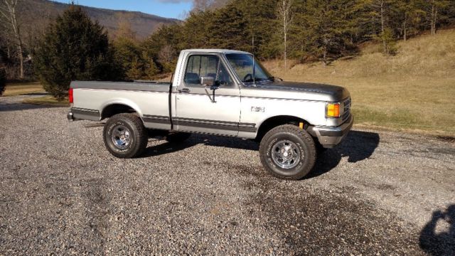 1987 Gray Ford F-150 Standard Cab Pickup