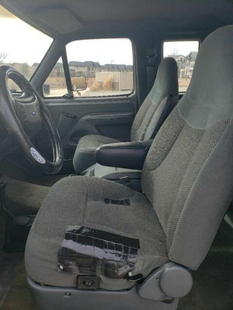 1992 Gray Ford F-250 Extended Cab Pickup