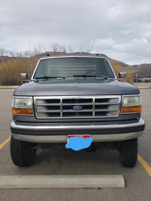 1992 Gray Ford F-250 Extended Cab Pickup