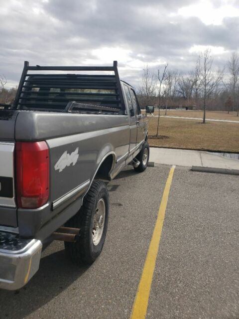 1992 Gray Ford F-250 Extended Cab Pickup