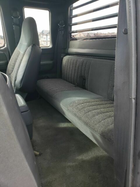 1992 Gray Ford F-250 Extended Cab Pickup