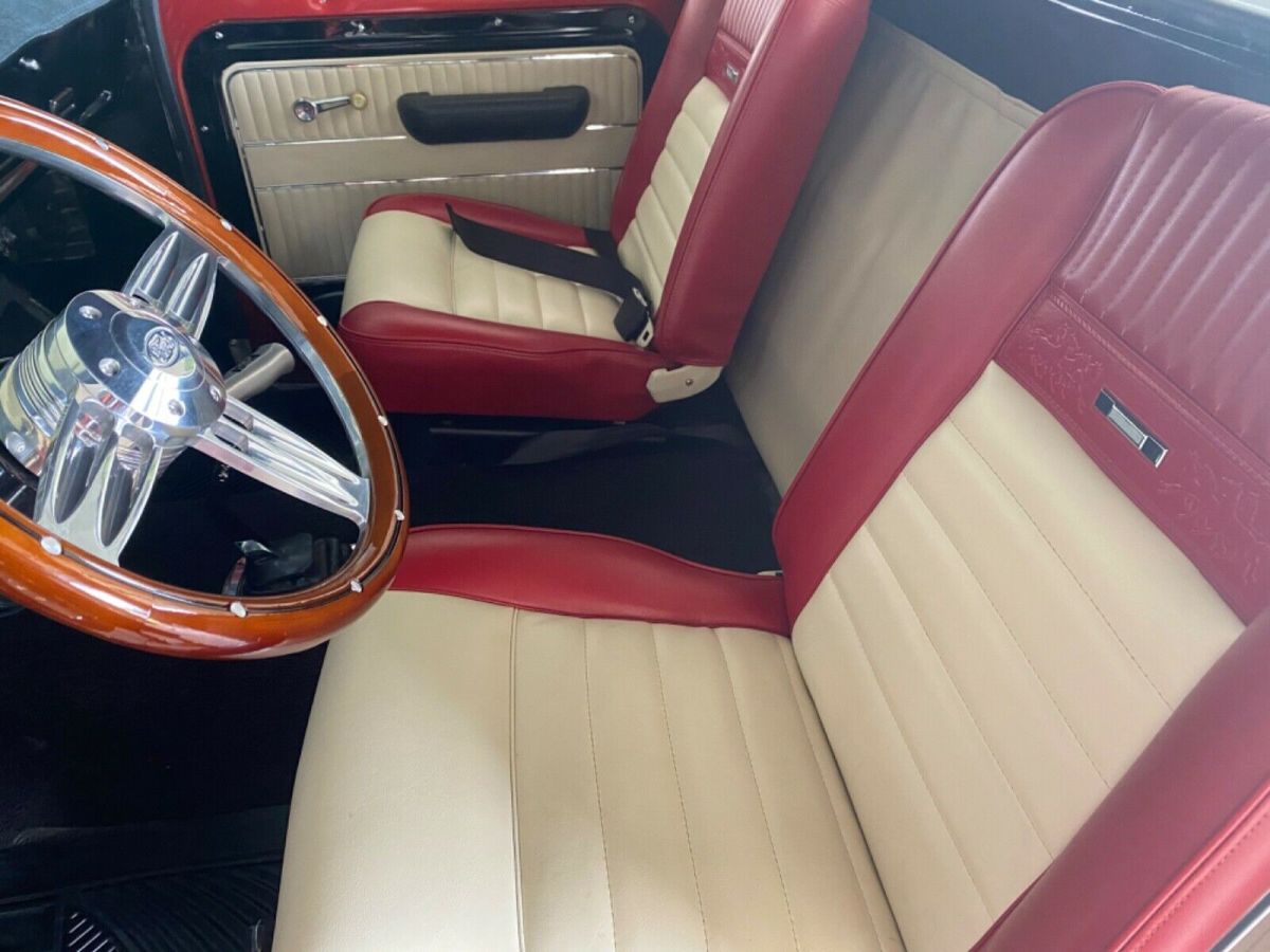 1970 Orange Ford F-100 Standard Cab Pickup