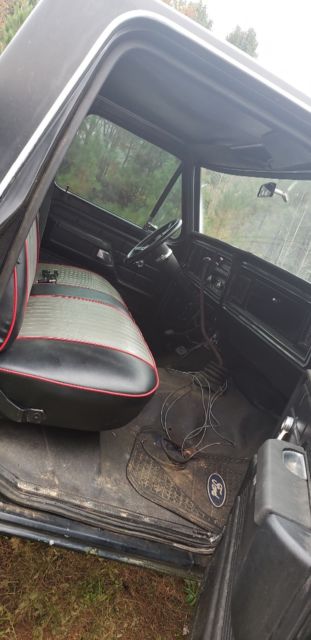 1974 Black Ford F-100