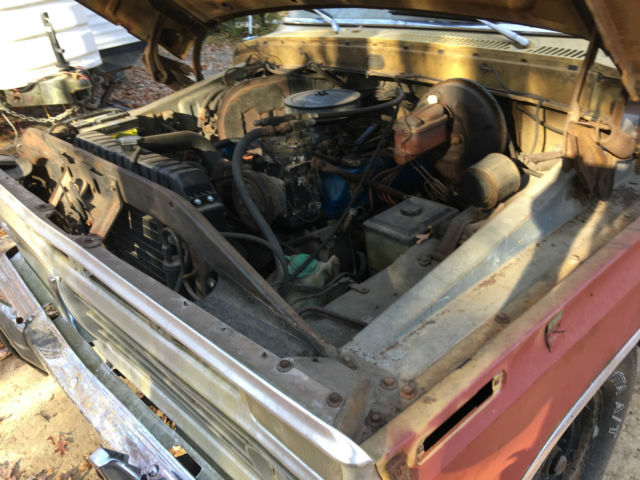 1973 Yellow and primer Ford F-100 pick up