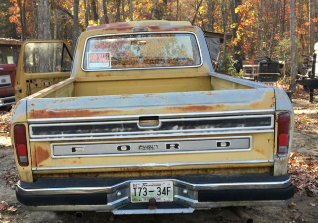 1973 Yellow and primer Ford F-100 pick up