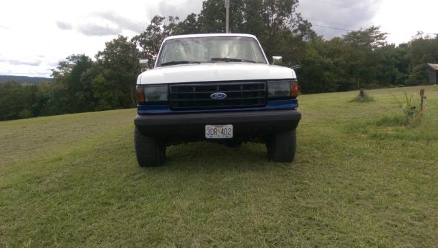 1993 Blue Ford F-250