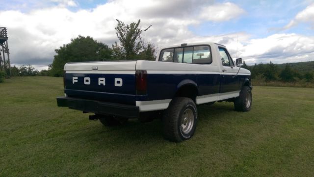 1993 Blue Ford F-250