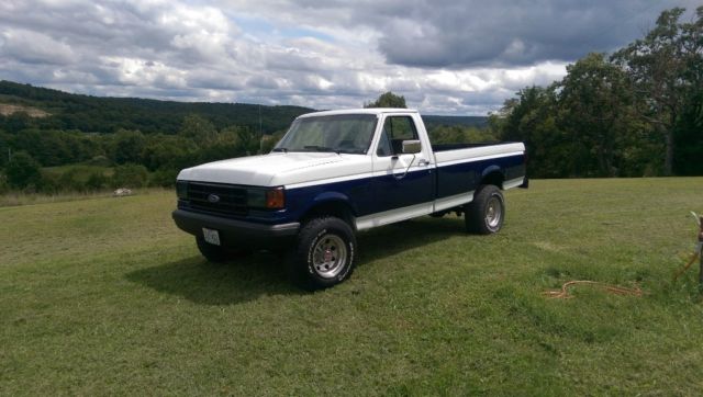 1993 Blue Ford F-250