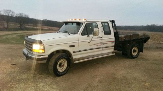 1992 White Ford F-250