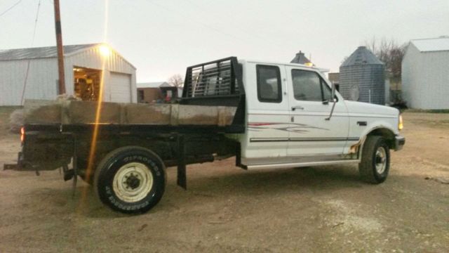 1992 White Ford F-250
