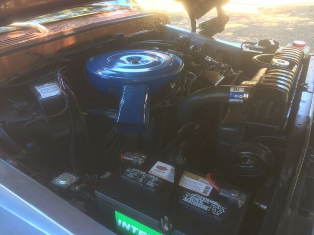 1976 Gold Ford F-250 longbed