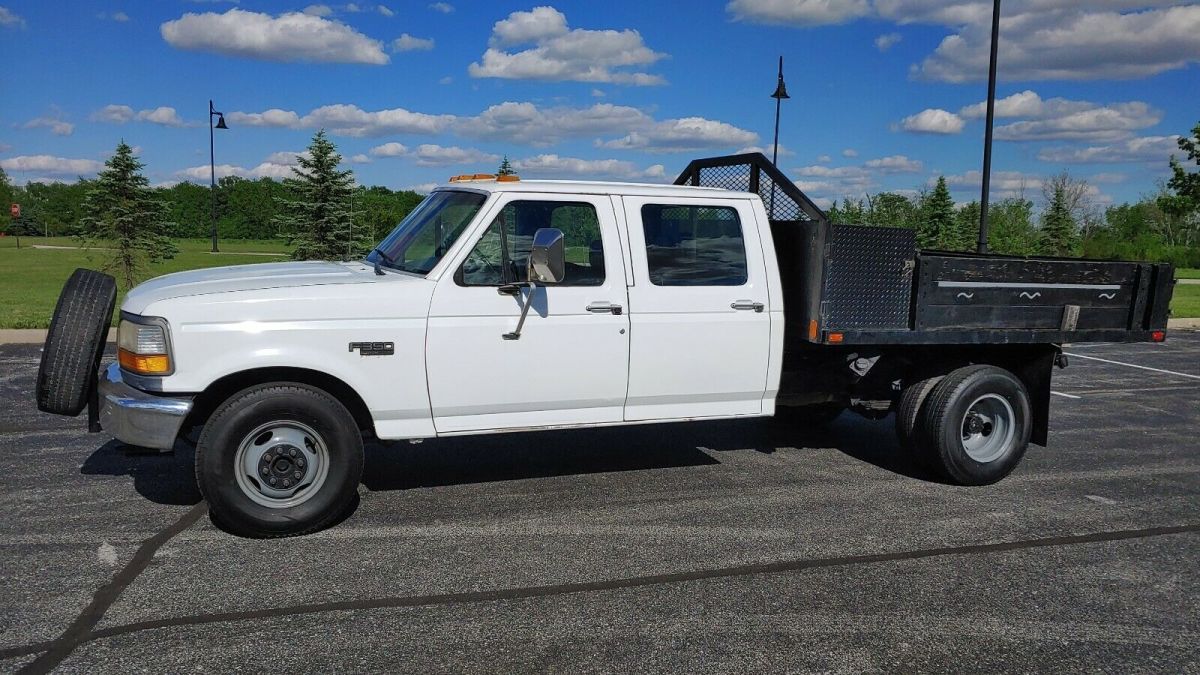 1992 White Ford F-350 Crew Cab Pickup