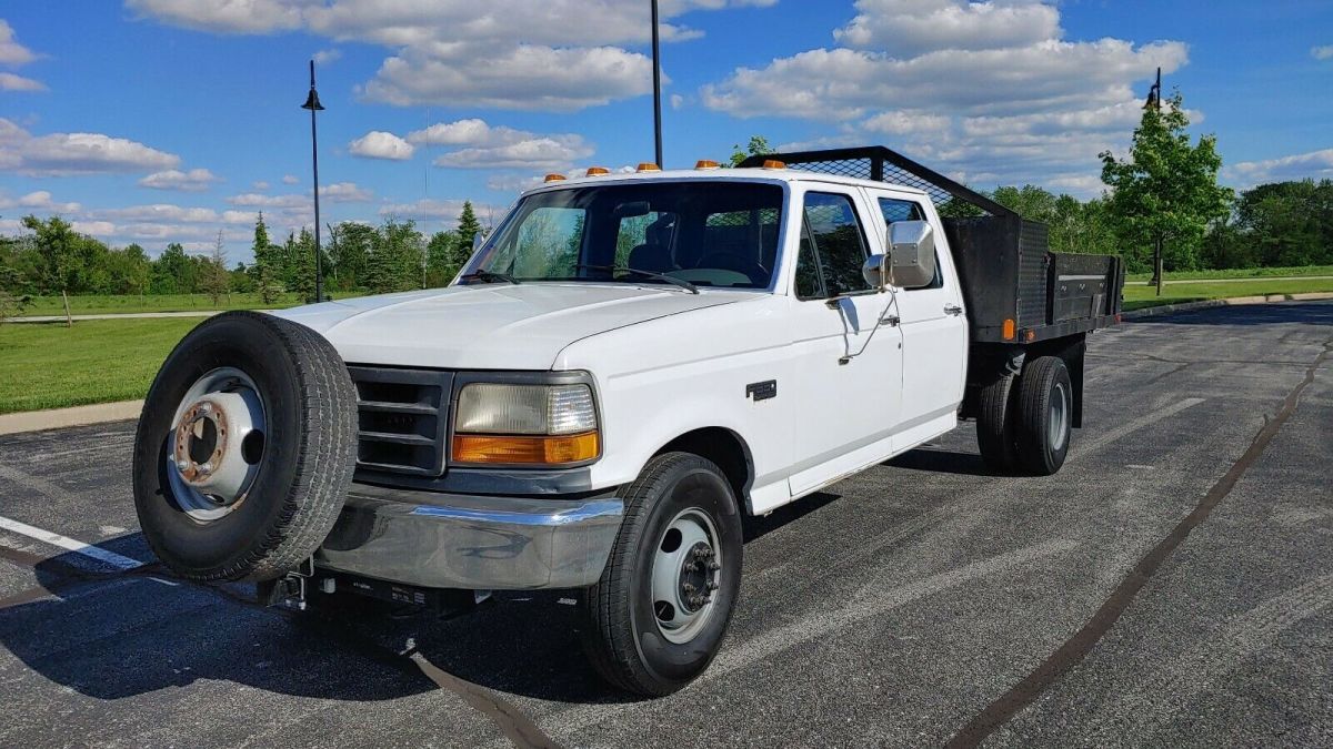 1992 White Ford F-350 Crew Cab Pickup