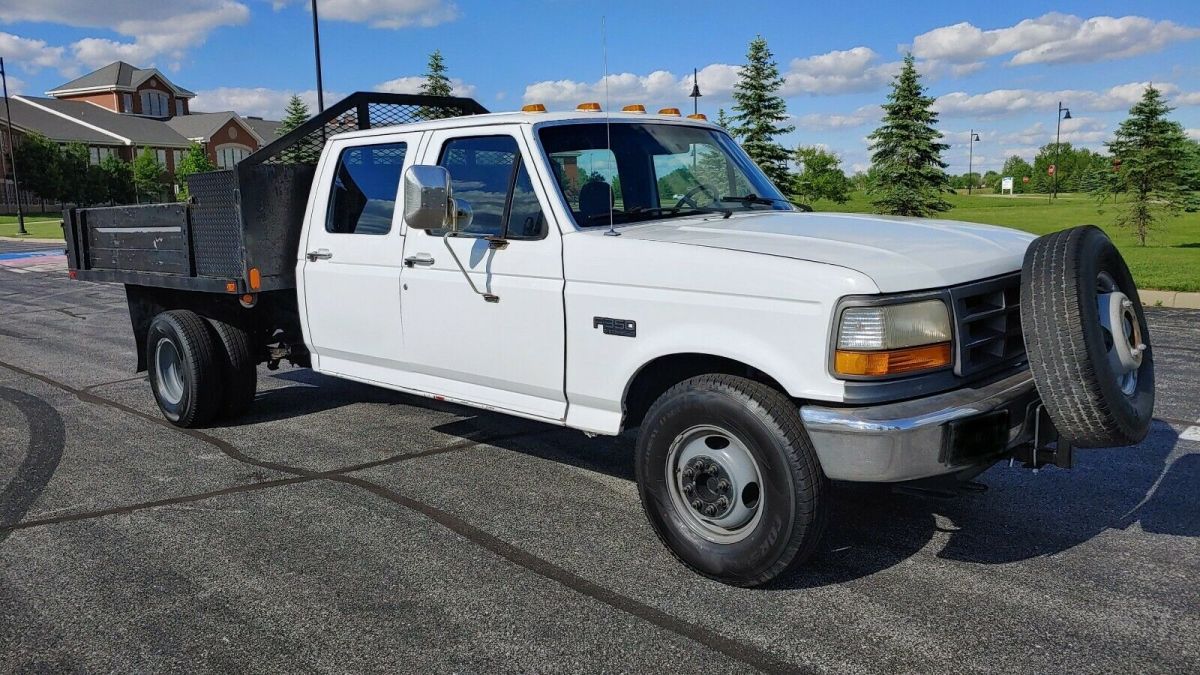 1992 White Ford F-350 Crew Cab Pickup