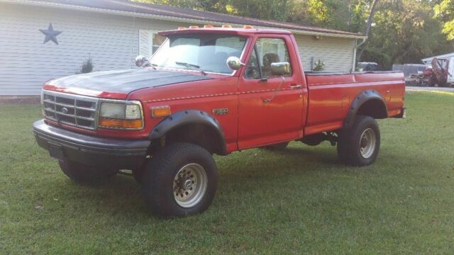 1992 Red Ford F-350
