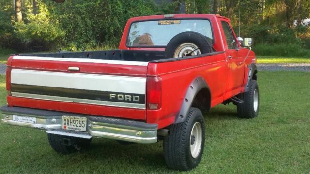 1992 Red Ford F-350