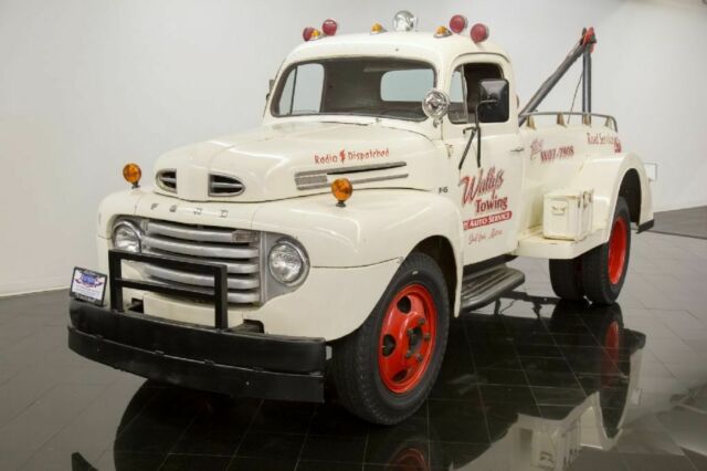 1950 White Ford F5 Tow Truck --