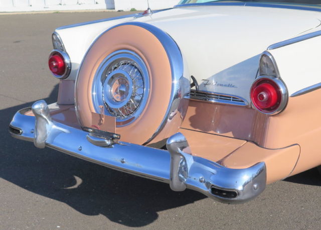 1955 Ford Crown Victoria Sedan
