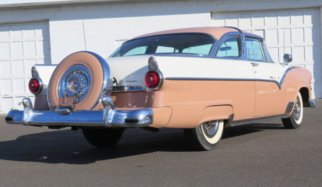 1955 Ford Crown Victoria Sedan