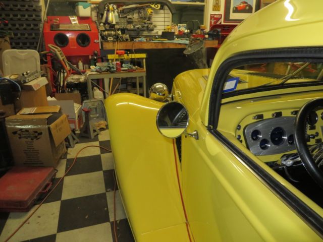 1933 Kandy Apple Red Ford FACTORY FIVE Coupe