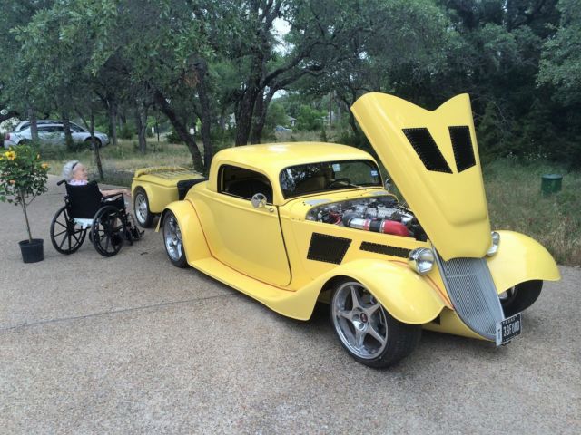 1933 Kandy Apple Red Ford FACTORY FIVE Coupe