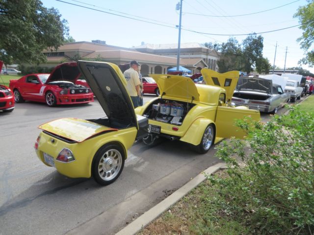 1933 Kandy Apple Red Ford FACTORY FIVE Coupe