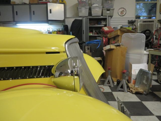 1933 Kandy Apple Red Ford FACTORY FIVE Coupe