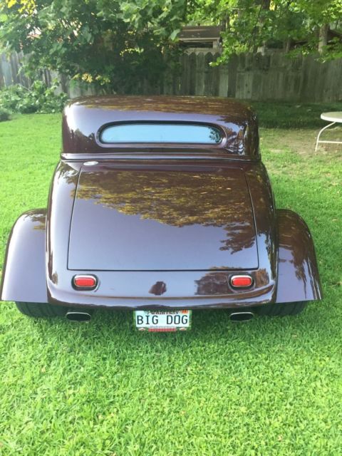 1933 Wild Cherry Ford Coupe/Roadster