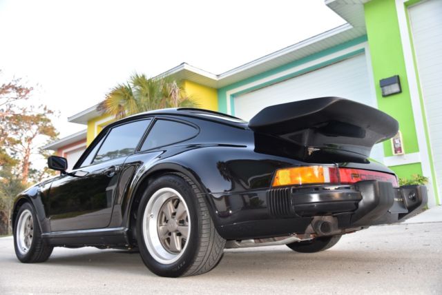 1984 Black Porsche 911
