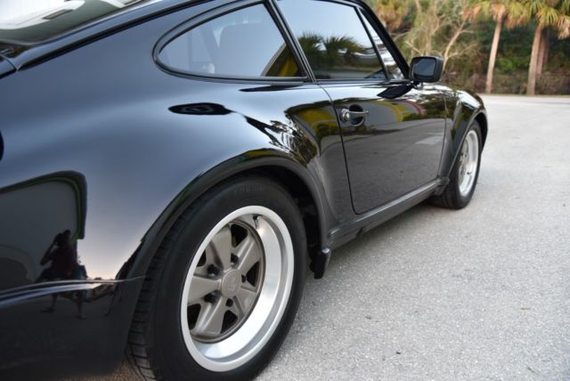 1984 Black Porsche 911
