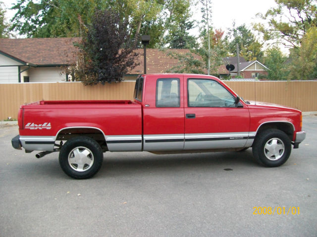 1994 Red GMC Sierra 1500 Extended Cab Pickup