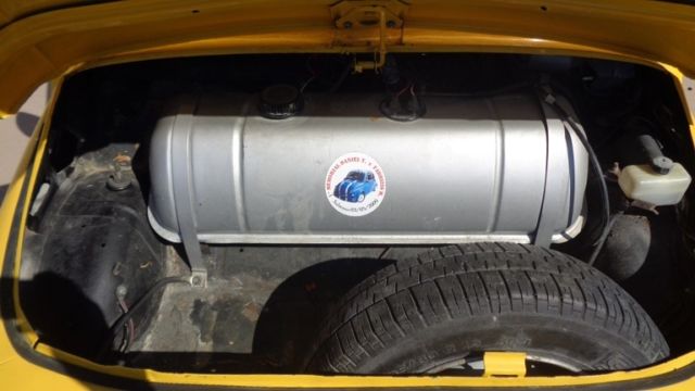 1970 Yellow Fiat 500 coupe