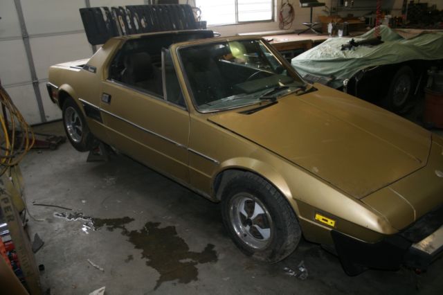 1980 Gold Fiat X-1/9 Coupe